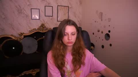 Foxy online show from June 13, 1:21 pm