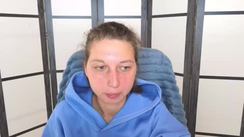 Elli online show from October 20, 10:09 am