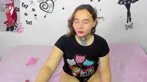 cutekat  online show from October 22, 6:05 am