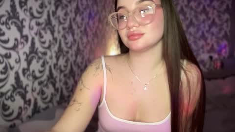 CuteAnn online show from November 8, 7:28 pm