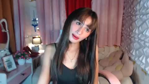 cutie_mitcha online show from September 18, 2:54 pm