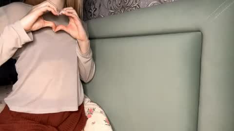 Vanessa online show from May 4, 10:05 pm