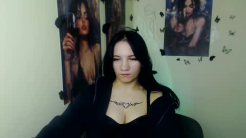 Emma online show from January 17, 7:29 am