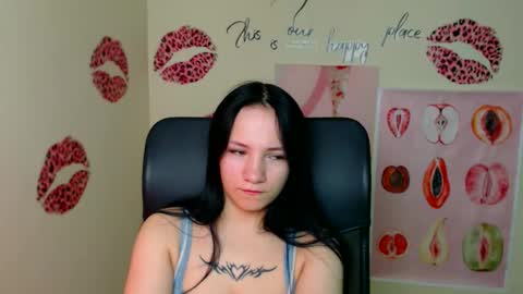 Emma online show from April 12, 7:45 am