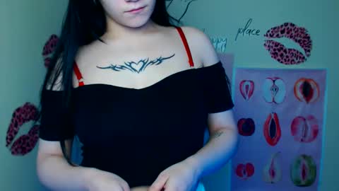 Emma online show from February 24, 2:09 pm