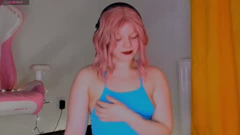 CutieSue online show from June 14, 12:21 am