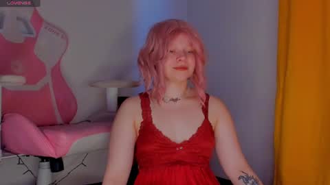 CutieSue online show from July 1, 2:42 am