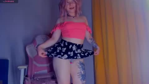 CutieSue online show from August 5, 5:43 pm