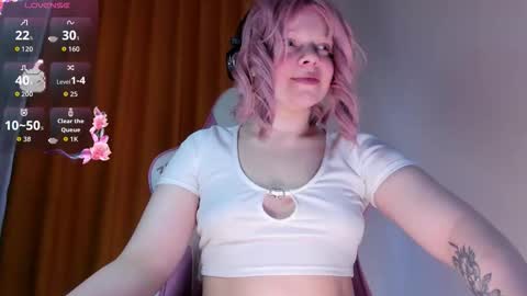 CutieSue online show from March 23, 3:06 pm