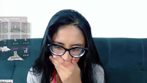 Snapshot of cutte_kitty_ chatting on September 28, 12:47 pm miss ari online show from September 28, 12:47 pm