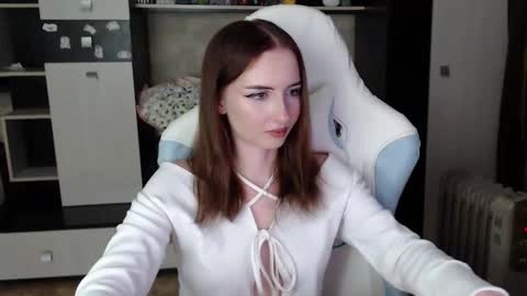 Cutti Crystal online show from October 23, 9:15 pm