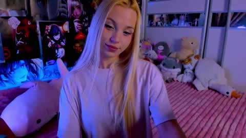 Nora online show from November 6, 9:29 pm