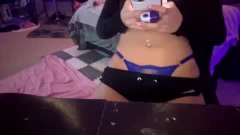 Your Personal Kitten online show from December 5, 8:05 am