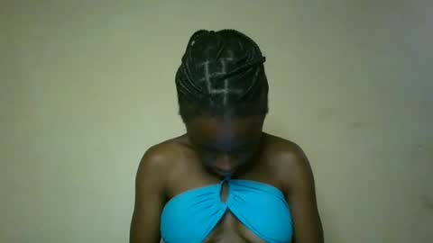 Snapshot of cutty_teshy chatting on January 31, 9:37 am cutty_teshy online show from January 31, 9:37 am