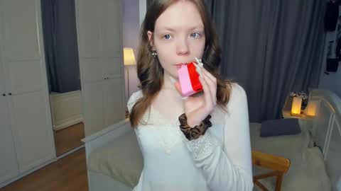 Anne online show from March 16, 5:44 am