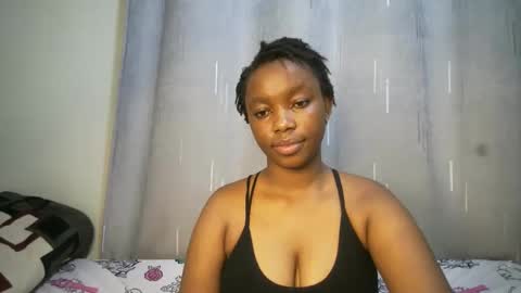 Snapshot of cutypookie chatting on October 14, 6:44 pm cutypookie online show from October 14, 6:44 pm