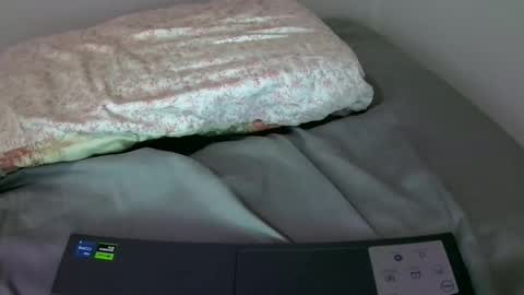 cwhxwymgfywx online show from March 23, 5:34 am