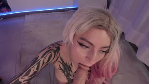  cyber zoe   online show from April 2, 7:43 pm