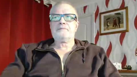 Brian ... online show from February 21, 9:11 pm