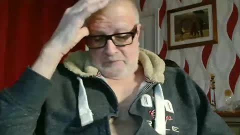 Brian ... online show from November 19, 8:51 pm