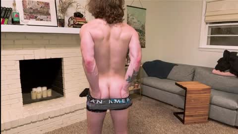 Snapshot of daddydaydrinkz chatting on January 24, 6:35 am DaddydayDrinkz online show from January 24, 6:35 am