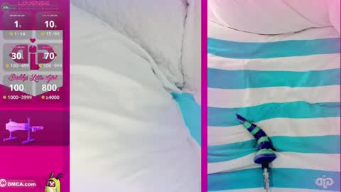 Im Andrea Nice to see you here  I love patterns soo much online show from November 21, 3:32 pm