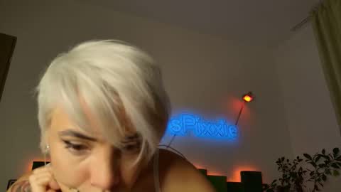 daddyspixxie online show from November 21, 7:34 pm