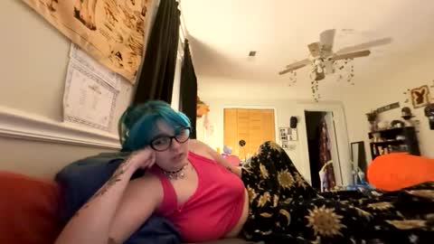 dadsdoll2 online show from May 3, 5:57 am