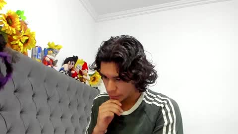 Snapshot of daemon_txuspunk chatting on February 13, 2:01 am DAEMON online show from February 13, 2:01 am
