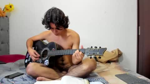 Snapshot of daemon_txuspunk chatting on January 9, 9:37 pm DAEMON online show from January 9, 9:37 pm