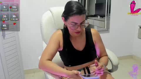 Dahian  online show from November 15, 2:02 am