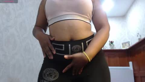 dahiandiamon  online show from January 15, 8:17 pm