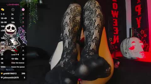 Snapshot of dahlia_darkwood chatting on October 9, 4:07 am Dahlia online show from October 9, 4:07 am