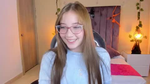 Dahlia online show from October 14, 9:40 pm