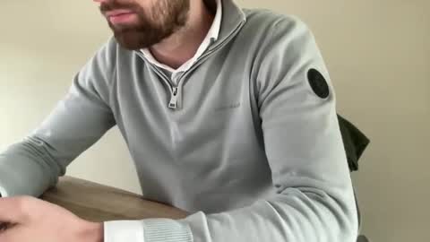 dailybully online show from May 15, 6:33 am