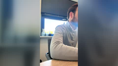 dailybully online show from April 29, 7:02 am