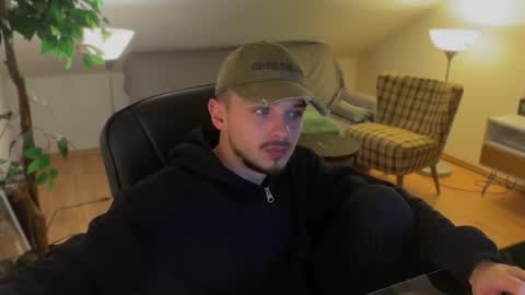 Daimon  online show from November 22, 12:31 am