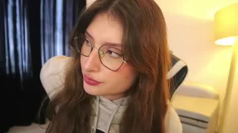 Lauren            online show from November 21, 4:16 pm