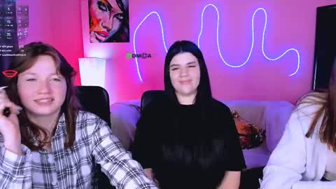 daisy online show from February 26, 11:19 pm