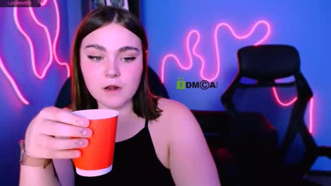 Snapshot of daisy_candy chatting on September 22, 7:51 pm Little Di online show from September 22, 7:51 pm