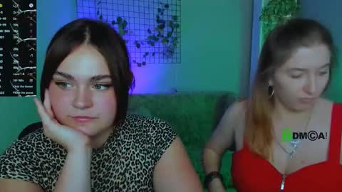 Snapshot of daisy_candy chatting on September 21, 7:40 pm Little Di online show from September 21, 7:40 pm