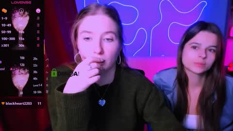 Snapshot of daisy_candy chatting on October 6, 12:07 am Little Di online show from October 6, 12:07 am