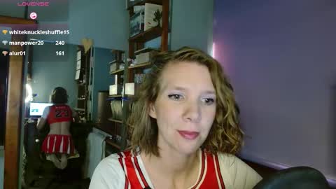 daisy_lovely online show from November 17, 4:26 am