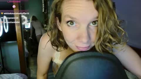 daisy_lovely online show from November 20, 6:12 am