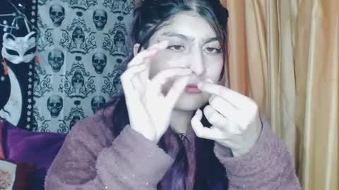    --  -- help me reach 100 hands up  online show from February 13, 11:15 pm