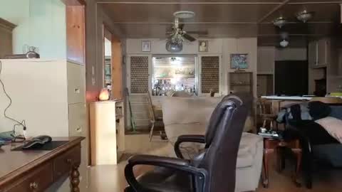 dakit online show from January 8, 3:51 pm