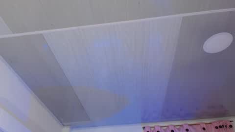 VALENTINA  online show from February 5, 7:45 am