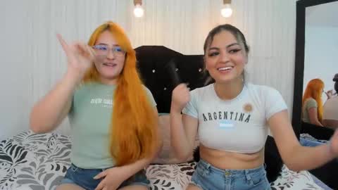 Snapshot of dakota_alice chatting on February 27, 2:35 am Dakota and Valerie online show from February 27, 2:35 am