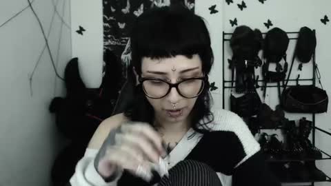 dakota online show from March 1, 3:55 am