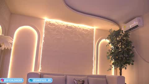 dako online show from April 18, 12:12 am